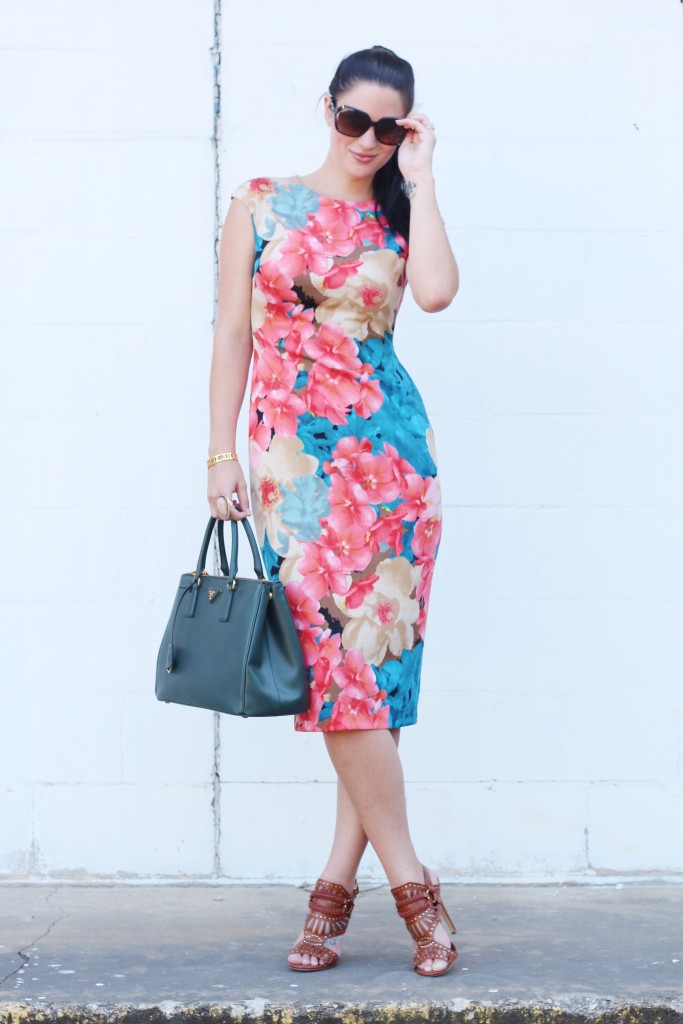 Floral Dress | how to wear a floral dress | how to style a floral dress | floral dress style ideas | summer fashion tips | summer outfit ideas | summer style tips | what to wear for summer | warm weather fashion | fashion for summer | style tips for summer | outfit ideas for summer || Dressed to Kill