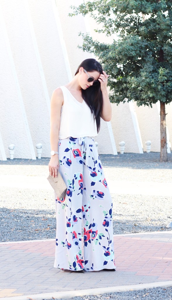 Floral Wide Leg Pants | how to style wide leg pants | how to wear wide leg pants | wide leg pants style tips | summer fashion tips | summer outfit ideas | summer style tips | what to wear for summer | warm weather fashion | fashion for summer | style tips for summer | outfit ideas for summer || Dressed to Kill
