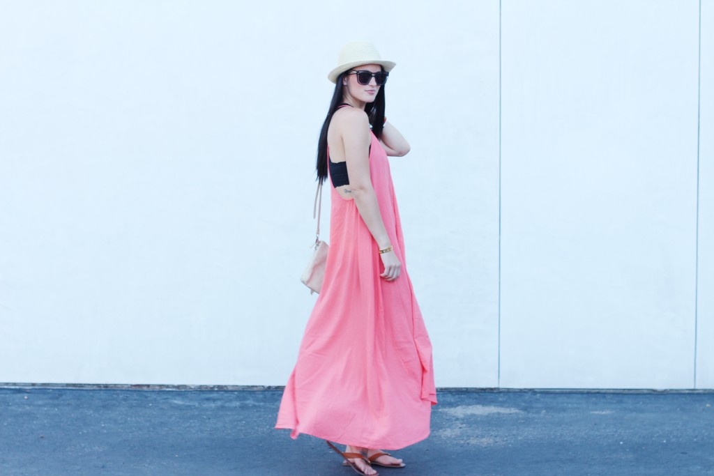 Salmon Maxi Dress | how to style a maxi dress | how to wear a maxi dress | maxi dress style tips | summer fashion tips | summer outfit ideas | summer style tips | what to wear for summer | warm weather fashion | fashion for summer | style tips for summer | outfit ideas for summer || Dressed to Kill